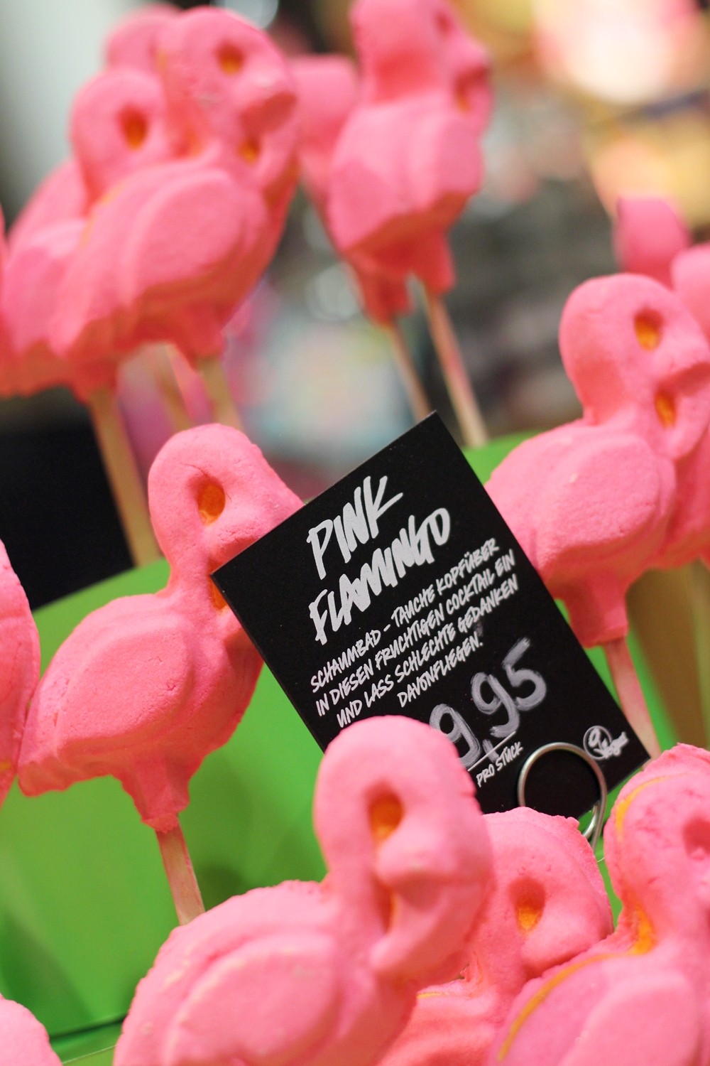 Pink Flamingo Schaumbad Lush Cosmetics 4