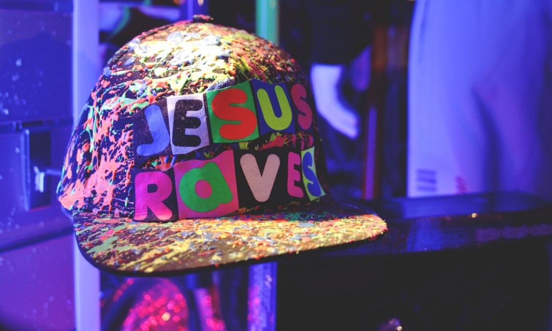 Jesus Raves Amsterdam - Lavie Deboite