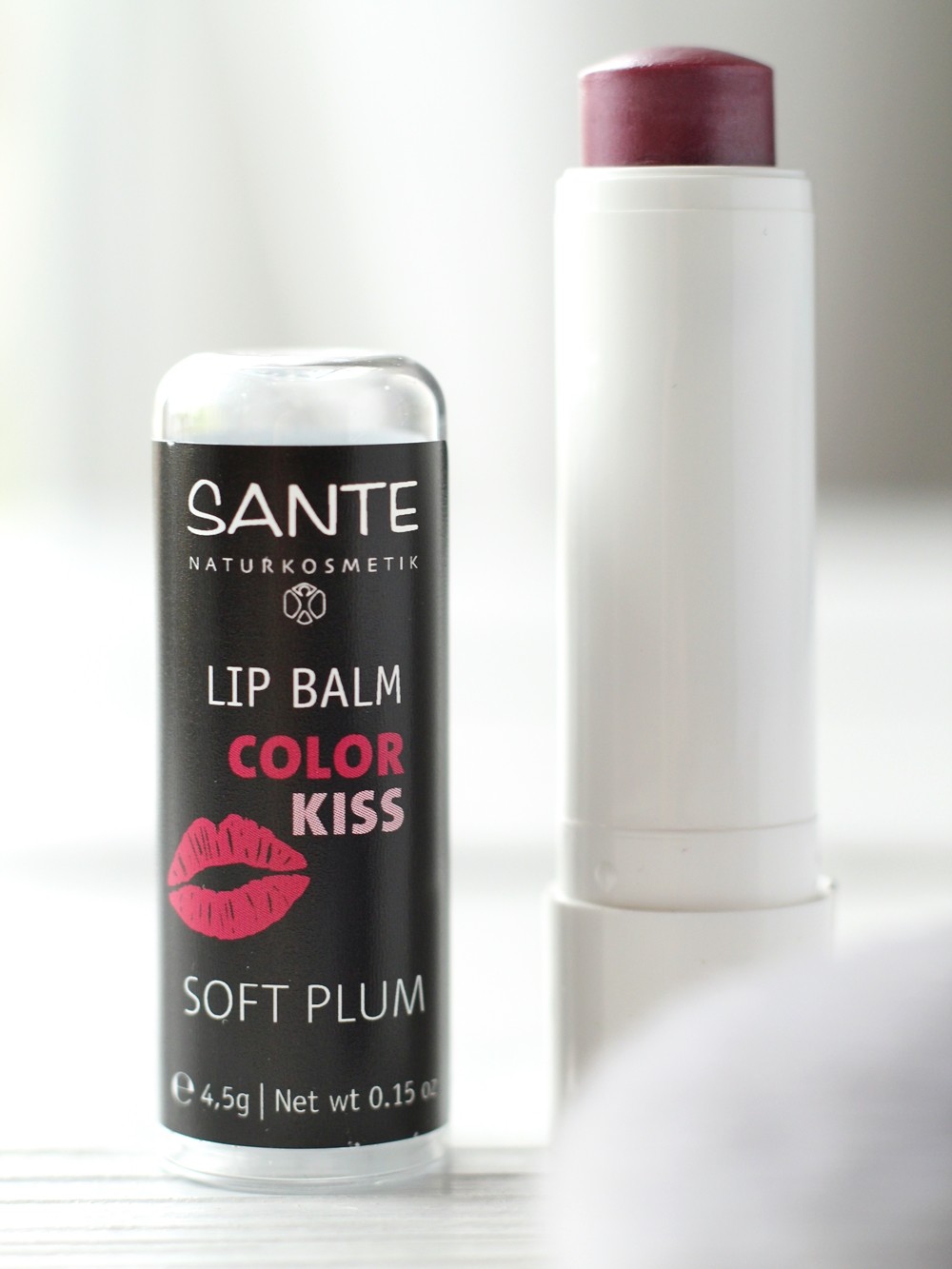 Sante Lip Balm Colour Kiss Soft Plum 3