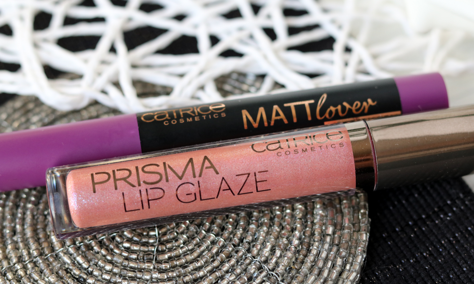 Catrice Mattlover Lippenstift & Prisma Lip Glaze Lavie Deboite